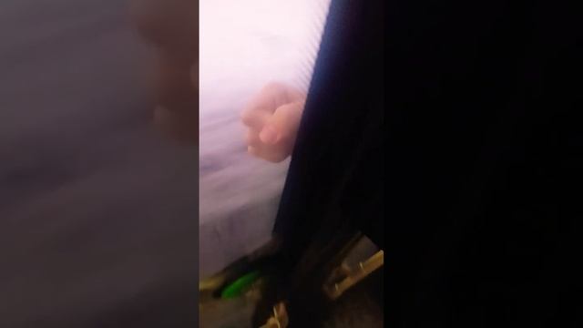 дверь автобуса зажала мне руку смотреть онлайн