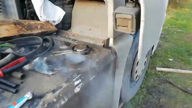 Выхлоп через топливный бак. P.S.: скупой платит дважды... смотреть онлайн