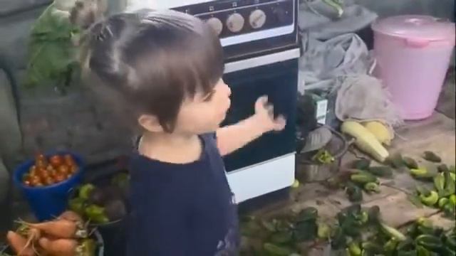 А папа только спит и ест ... смотреть онлайн
