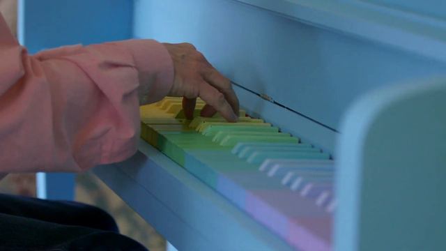 Amazing Grace - Paul Plays Piano смотреть онлайн