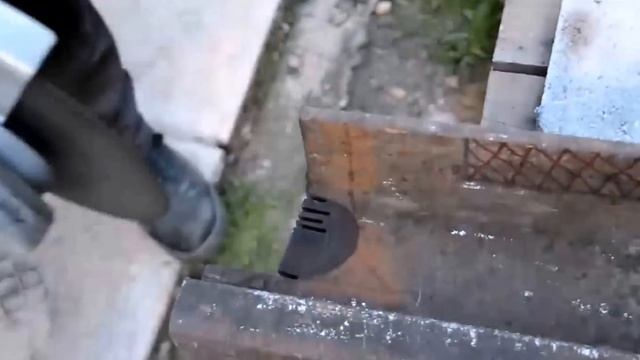 Making a Railroad Track Anvil смотреть онлайн