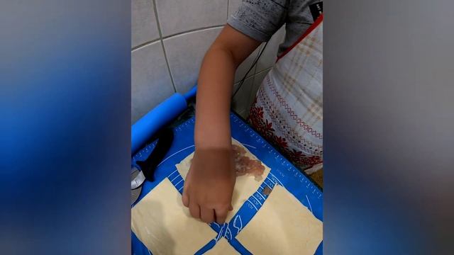Самса с куриным филе из готового слоёного теста. Простой рецепт. смотреть онлайн