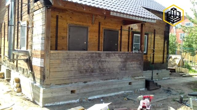 Замена винтовых свай на столбчато-ленточный фундамент. Подъем дома на 40 сантиметров. смотреть онлайн