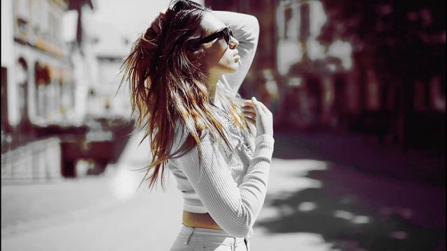 Скриптонит Танцуй сама Izzamuzzic Remix Slowed + Bass Boosted смотреть онлайн