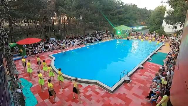 Водное шоу "Моана" | Детский лагерь Мандарин в Крыму смотреть онлайн