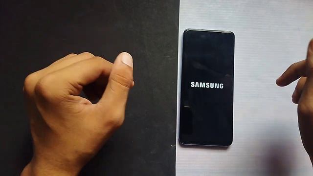 Samsung Galaxy A100 5G Unboxing & first impression смотреть онлайн