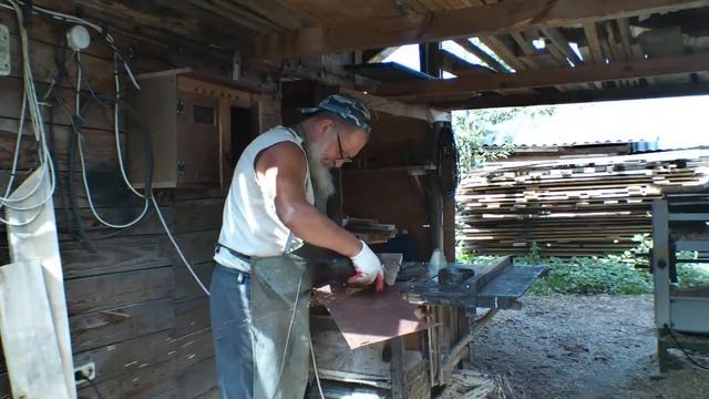 Как вырезать круг в листе металла болгаркой, на примере изготовления тормоза на мотоблок. смотреть онлайн