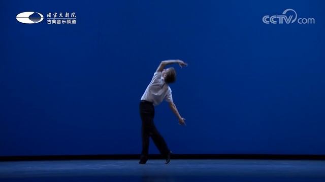 Les Bourgeois - Daniil Simkin смотреть онлайн