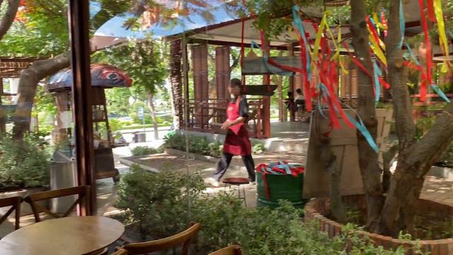 31 мая 2020 - Муйне сегодня, Вьетнам. Обзор хорошего кофе-шопа в Фантхьет смотреть онлайн