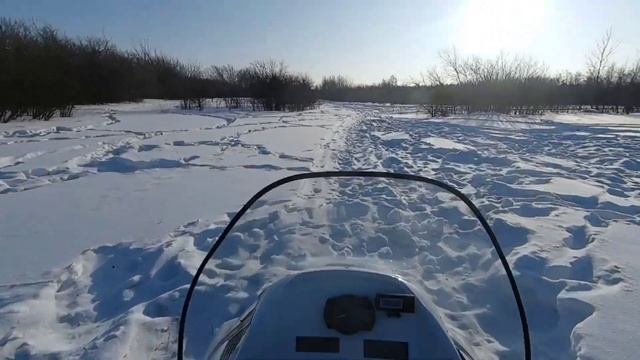 Крутая покатушка на снегоходе Тайга Варяг 550V ,едем в питомник . смотреть онлайн