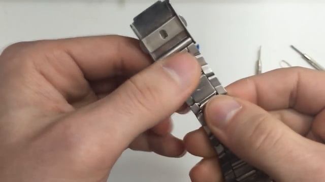 Как укоротить браслет на часах 1 смотреть онлайн