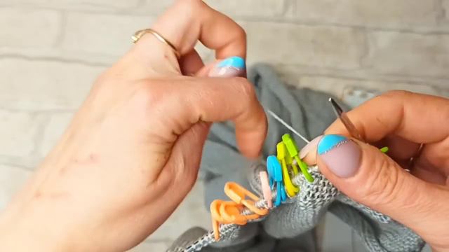 БЕЗОТРЫВНОЕ ВЫВЯЗЫВАНИЕ ГОРЛОВИНЫ И СКОСА ПЛЕЧА. ПОПЕТЕЛЬНЫЙ МК. смотреть онлайн