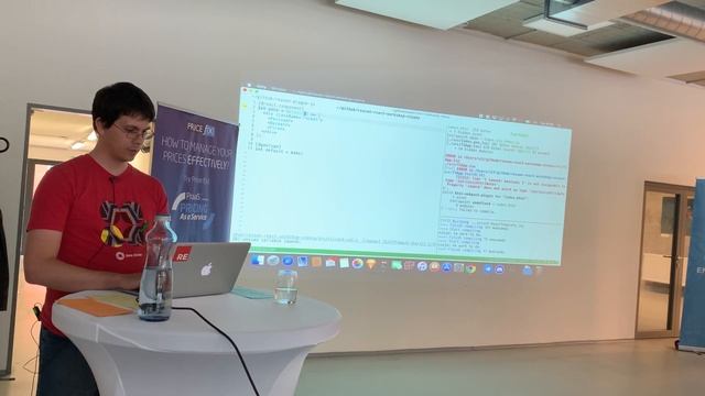 PragueJS 2019 #5 | Vít Gottwald | Introducing ReasonReact Into your Typescript Codebase смотреть онлайн
