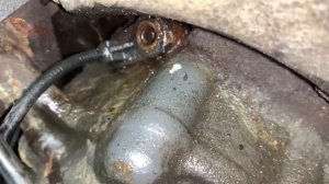 Замена датчика ABS MERCEDES SPRINTER CLASSIC 909 с сюрпризом