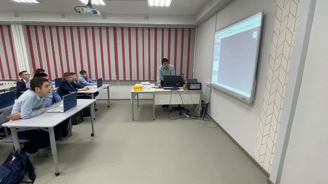 Занятие по программе Хай-тек. Новые места дополнительного образования смотреть онлайн