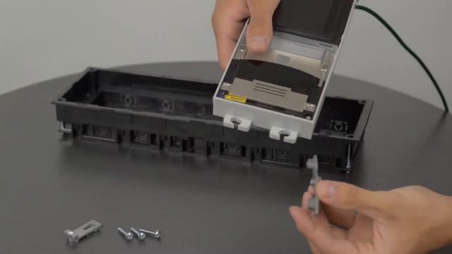 2N ® IP Verso – 3-module frame installation смотреть онлайн