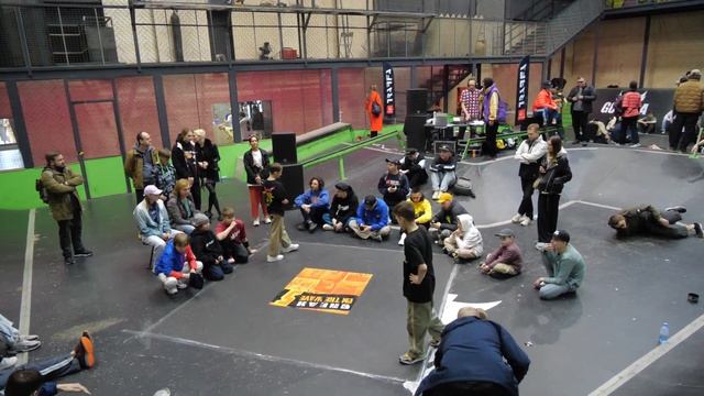 Juniors Semifinal Bboy Break RO Vs Leo брейкданс батл BREAK ON THE WAVE 2022