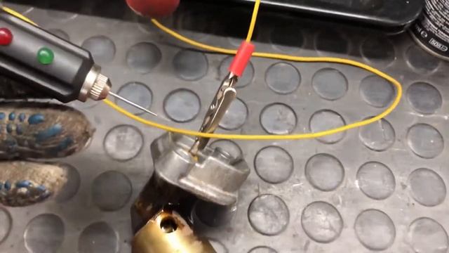 Датчик уровня масла двигатель M111 Mercedes Benz смотреть онлайн