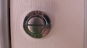 Ручки дверей заедают. Причины и устранение