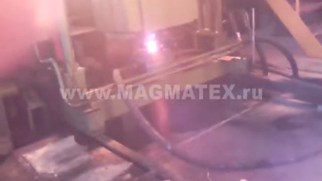 Процесс разливки меди на установке полунепрерывного типа с индукционной печью смотреть онлайн