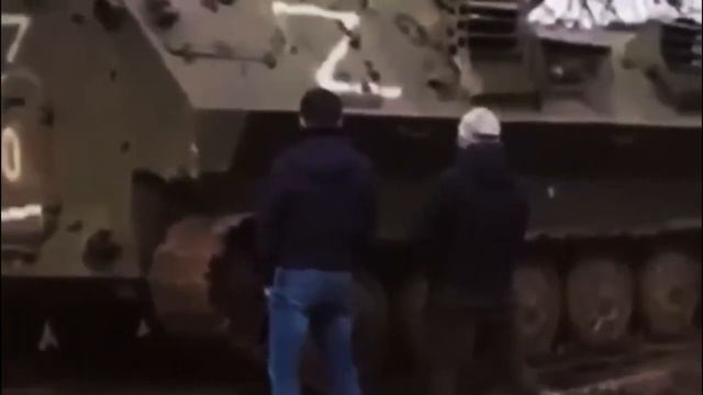 Javelin / Джавеліне смотреть онлайн
