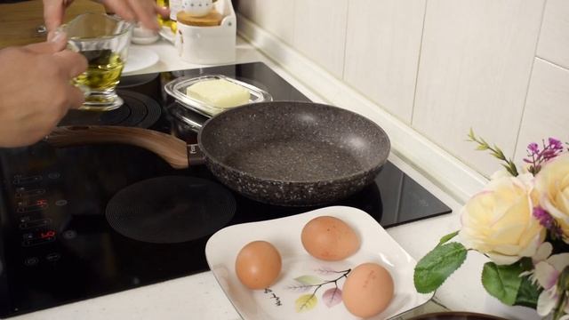 Как пожарить яичницу? Рецепт вкусной яичницы смотреть онлайн
