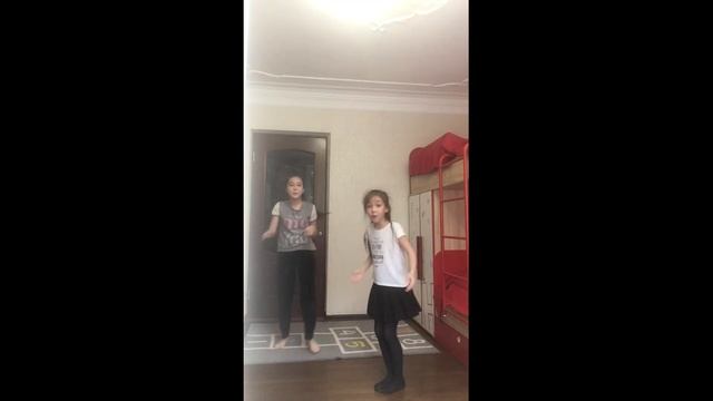 Йога челендж!!! Повторяй за нами!!1 смотреть онлайн