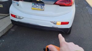 Как перепрограммировать датчики давления в шинах Chevrolet Bolt EV.