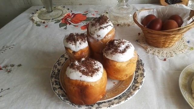 Пасха на самоизоляции из домашних подручных средств.