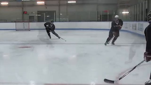 Puck Support for Defensemen Part 2 - D-to-D Reverse Passing & Puck Support смотреть онлайн