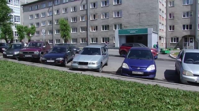 Незаконные парковки на Васильева смотреть онлайн