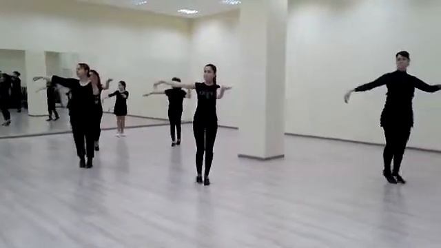лезгинка для девушек.http://ehokavkaza.com/ смотреть онлайн