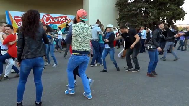 Опен Эйр 10 мая 15 г. Диво-остров (19) смотреть онлайн