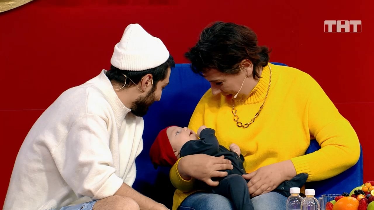 Бородина против Бузовой: Знакомство с внуком смотреть онлайн