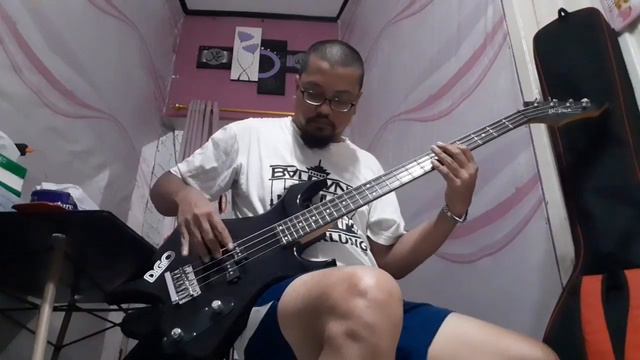 Helloween - I Want Out (bass Cover)