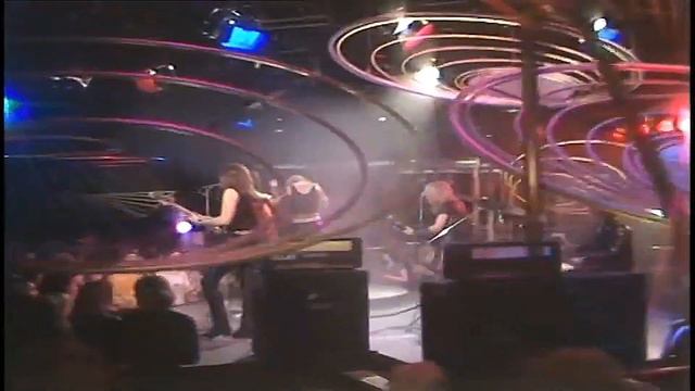 Judas Priest ` Living After Midnight - Top of the Pops 1980 @UKSonyMusic смотреть онлайн