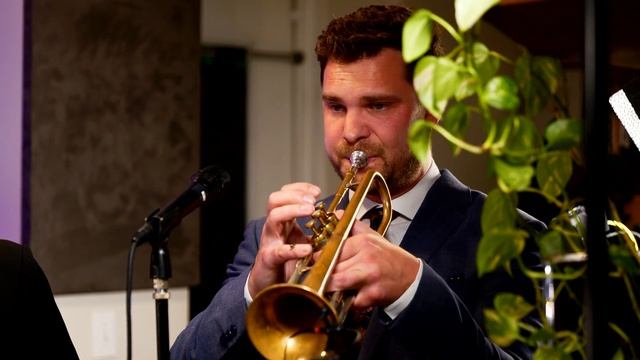 Emmet Cohen w/ The Four Freshmen | Put On A Happy Face смотреть онлайн