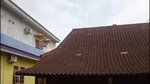 public agent on the way java street смотреть онлайн