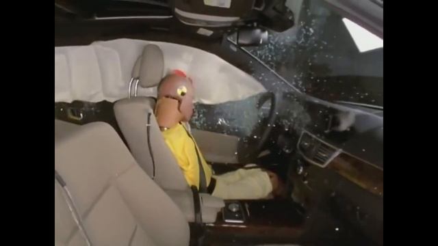 Mercedes Benz-E Class Crash Test from 1998 to 2018 | Euro NCAP & IIHS Crash Test Videos смотреть онлайн
