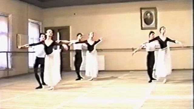 Vaganova Ballet, Partnering 3 kurs смотреть онлайн