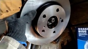 Замена тормозных дисков Toyota Corolla e150