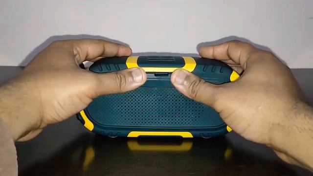 URBAN AUDIO C3. 10 Watts Bluetooth Speaker. Surprisingly Awesome 🤯. Same as Dyanora Thunder. смотреть онлайн