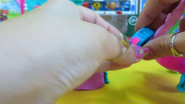 Play-Doh Disney Little Mermaid Princess Ariel's Undersea Castle Playset Review смотреть онлайн