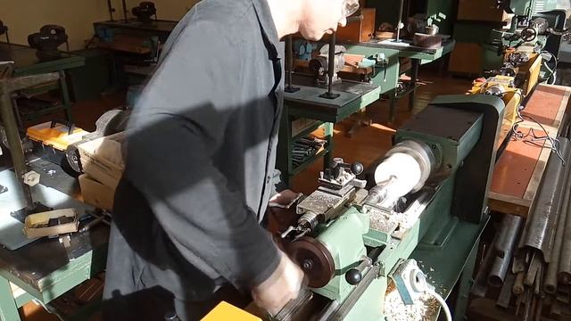 Держатели для стоек в раздевалку смотреть онлайн