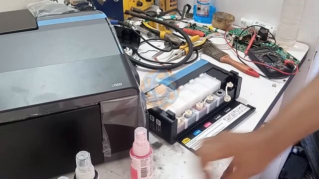 Epson L1300 Blinking Ink and Paper Light। How to Setup Epson L1300 смотреть онлайн