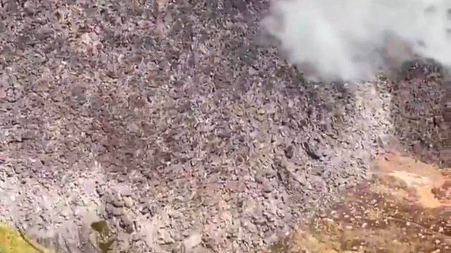 Извержение вулкана Ла Суфриер, Карибские острова. Срочная эвакуация жителей Сент Винсента и Гренади смотреть онлайн