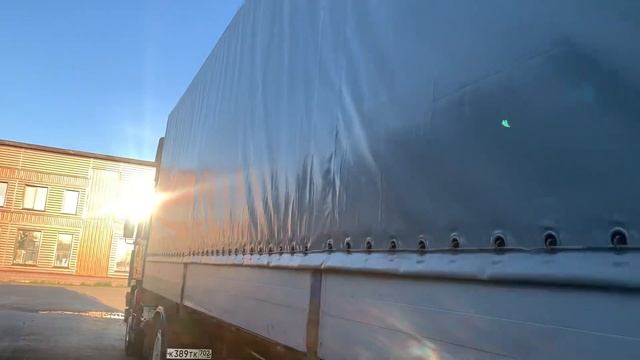 Полуприцеп Krone для Volvo F16 смотреть онлайн
