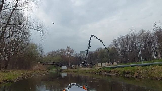 Сплав по Яузе. Без вырезок и склеек. Старт - 91 км МКАД. Часть вторая. смотреть онлайн