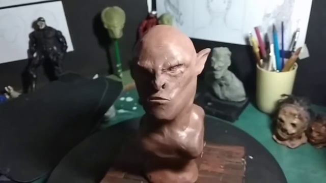 "Azog The Defiler" bust Sculpture смотреть онлайн