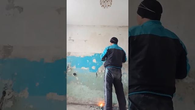 Как без шума и пыли снять старую краску со стены! смотреть онлайн